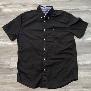 Tommy Hilfiger Black Men’s Large Classic Fit Short Sleeve Button Down Shirt Prep